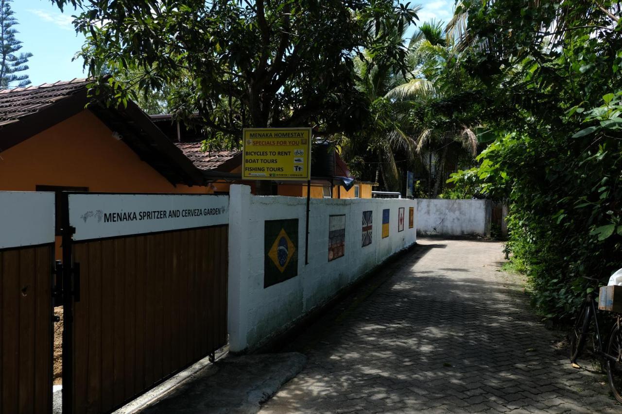 Menaka Homestay Tangalle Bagian luar foto